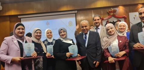 الفائزين بجائزة الموظف المثالي/الخدمة المدنية في دورتها الرابعة عشر